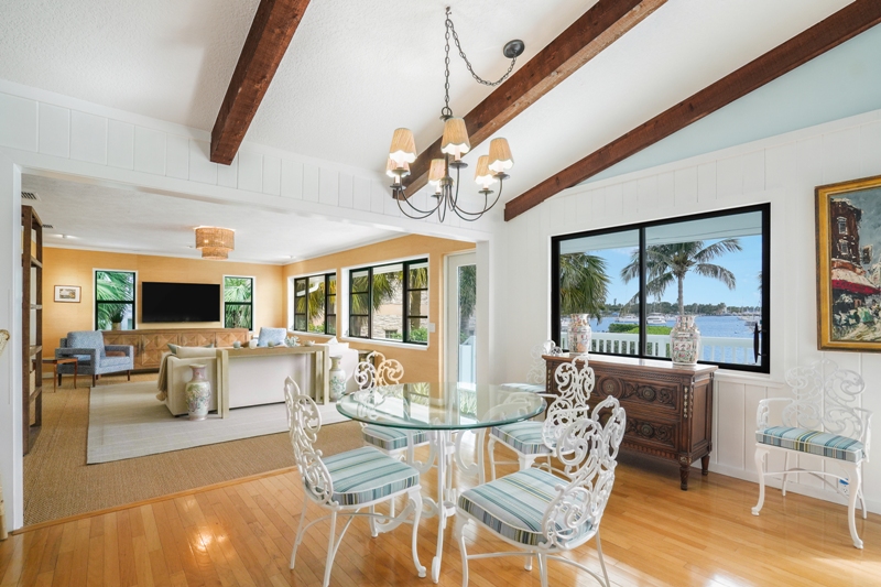 View more about Stuart, Florida Tropical Paradise